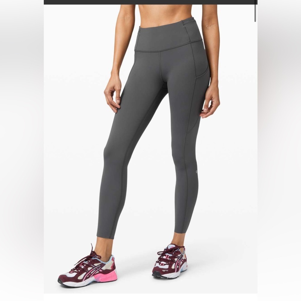 Lululemon Fast and Free Tight II 25" *Non-Reflective Nulux
Graphite Grey